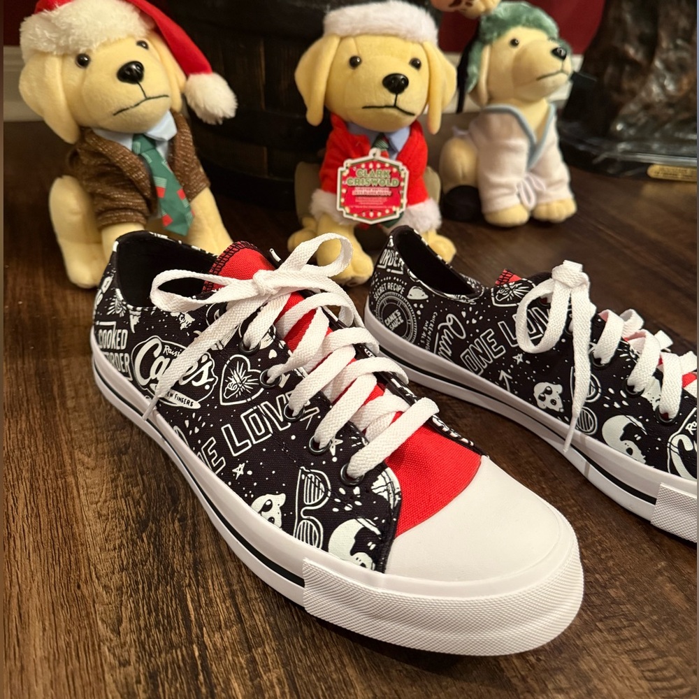 Raising Canes Shoe -Limited Edition Delray 10.5 Non-Slip Unisex NEW BOX Black